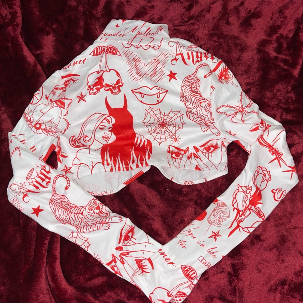 SHEIN White and Red Graphic Crop Top